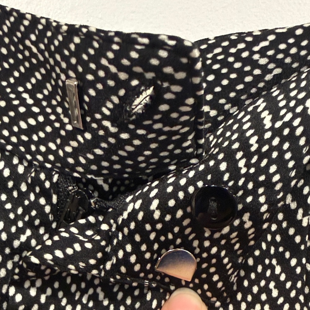 Anthropologie See You Soon Black and Gray Patterned dress pants - Picture 8 of 11